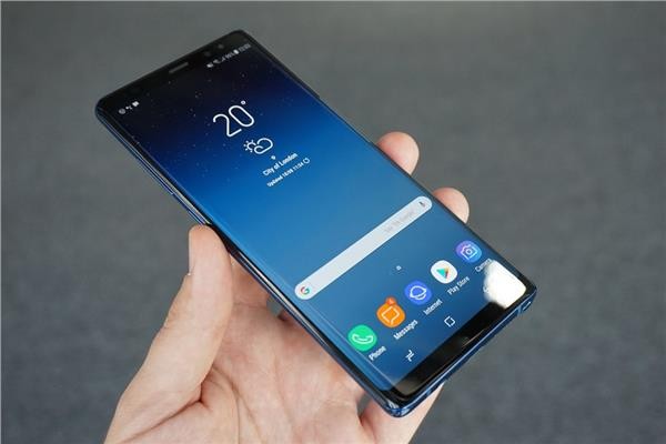 هاتف-سامسونج-الرمادي-يقلب-معاد