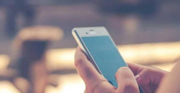 طريقة-إخفاء-رقم-هاتفك-عند-الات