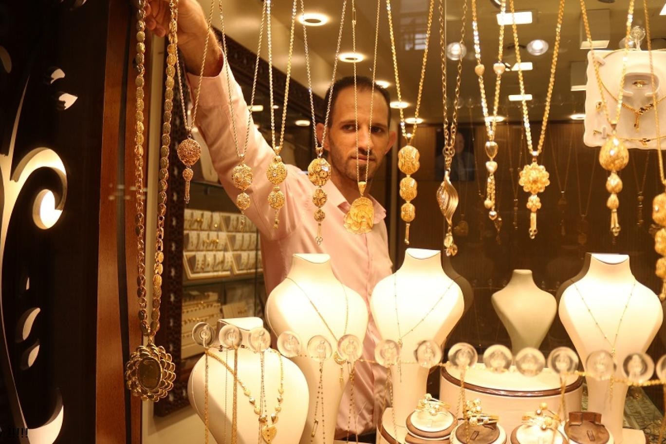 الذهب-عند-أعلى-مستوى-في-تاريخ